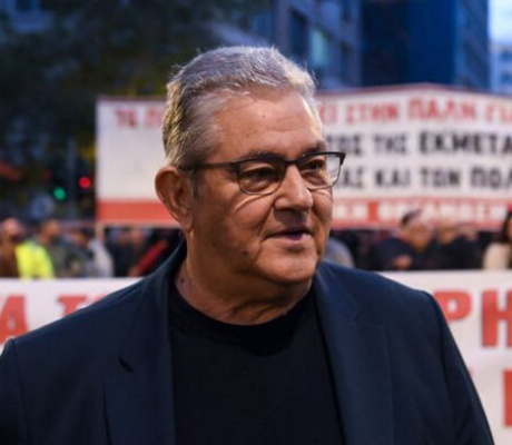Ελεύθερη διέλευση από τα διόδια τις μέρες του Πάσχα ζητά ο Κουτσούμπας του ΚΚΕ