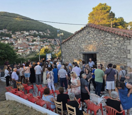 Γιορτάζει το εκκλησάκι Προφήτου Ηλία στα Τρόπαια Γορτυνίας (εικόνες)