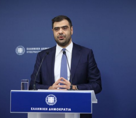 Κυβερνητικός εκπρόσωπος: "Φασίζουσα ενέργεια τα μπλόκα με τρακτέρ – Λύση είναι τα πρόστιμα και η εφαρμογή του νόμου"