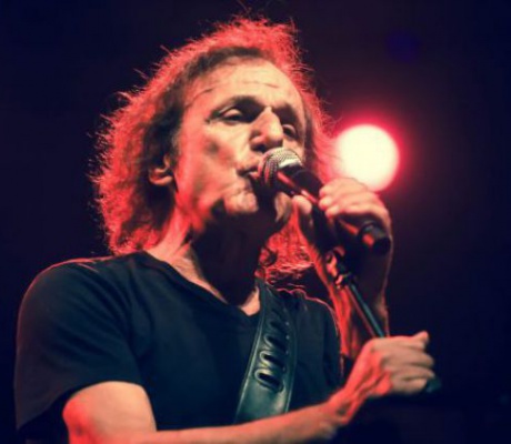 Συναυλία με τον Βασίλη Παπακωνσταντίνου τον Ιούνιο στο Νεοχώρι!