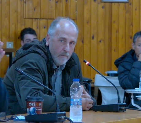 Διαφωνίες για την πρόταση κατάργηση του Νηπιαγωγείου και Δημοτικού Σχολείου Καστρίου και του δημοτικού σχολείου Αγίου Πέτρου