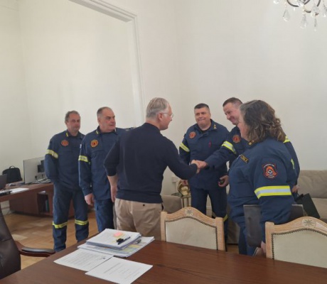 Συντονισμός και επιχειρησιακή ετοιμότητα ενόψει αντιπυρικής περιόδου στο επίκεντρο συνάντησης στην Περιφέρεια Πελοποννήσου