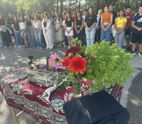 Ο Δήμαρχος Γορτυνίας στις τελετές Αγιασμού στο Νηπιαγωγείο, Δημοτικό, Γυμνάσιο και Λύκειο των Τροπαίων (εικόνες)