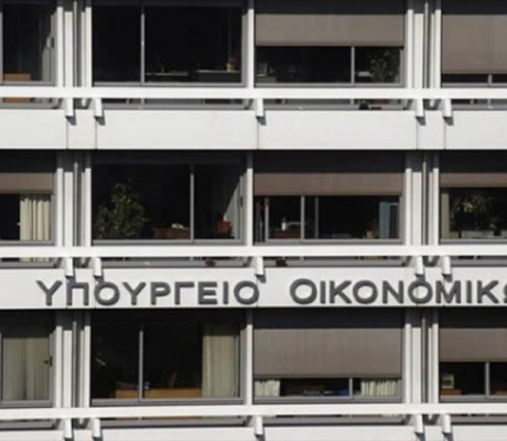 Μοντέλο «Pass» για τη στήριξη νοικοκυριών και επιχειρήσεων αν διαρκέσει ο πόλεμος στη Μέση Ανατολή