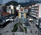 Η απόφαση της Δημοτικής Κοινότητας Τρίπολης για την ανάπτυξη τραπεζοκαθισμάτων στην Πλατεία Πετρινού