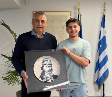 Κώστας Τζιούμης: «Με μεγάλη χαρά αποδεχθήκαμε σήμερα ένα ξεχωριστό έργο ζωγραφικής»