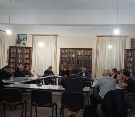 Εγκρίθηκε ο προϋπολογισμός του δήμου Νότιας Κυνουρίας | Στο επίκεντρο τα έργα για τα λιμάνια Λεωνιδίου και Τυρού