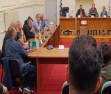 Κυκλοφοριακό χάος στη Δημητσάνα | Απαγόρευση στάθμευσης στον κεντρικό δρόμο, θα εντοπιστούν σημεία ολιγόλεπτης στάθμευσης