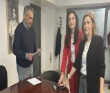 Κώστας Τζιούμης: “Καλωσορίζουμε στο Δήμο Τρίπολης 2 νέους υπαλλήλους” (εικόνες)