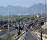 Μεσσηνία | Παραμένει το μπλόκο στη Θουρία - Διευκολύνεται η κυκλοφορία ενόψει Χριστουγέννων