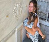 Μαρία Μενούνος | Από τον καρκίνο στην αγκαλιά της κόρης της