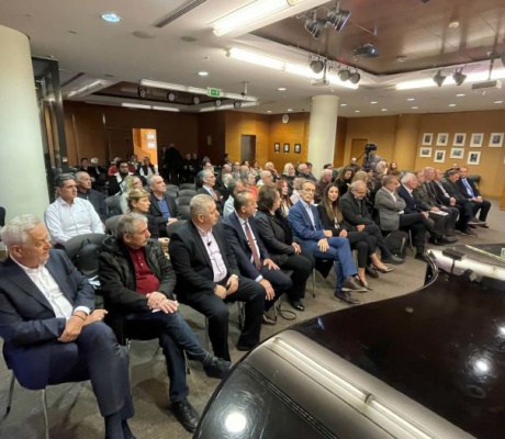 Ο Δήμος Γορτυνίας παρουσίασε το Εικονικό Μουσείο Μίκη Θεοδωράκη Ζάτουνας: ο Μίκης σε όλο τον κόσμο! (εικόνες)