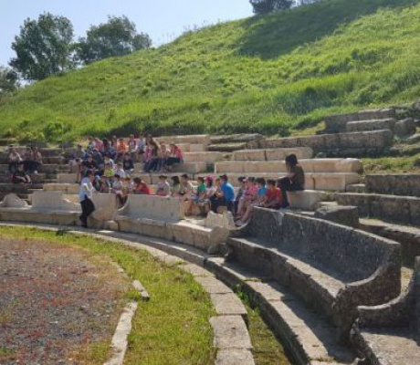 Μεγαλόπολη | Υπογραφές για την ανέγερση νέου Αρχαιολογικού Μουσείου και τη β' φάση των έργων αποκατάσταση και ανάδειξη του αρχαίου θεάτρου