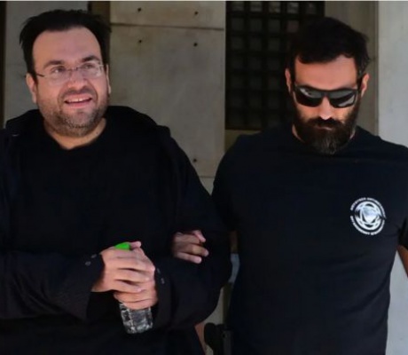 «Είμαι αθώος, είναι σκευωρία» | Την Κυριακή θα απολογηθεί ο Φίλιππος Καμπούρης - «Δεν έχει διαπράξει απάτη, είναι οφειλή στον ΕΦΚΑ»