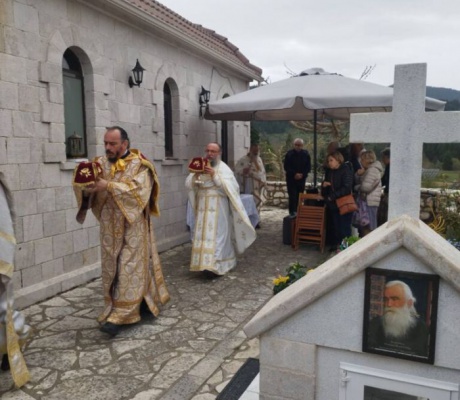 Στην Καρκαλού Γορτυνίας τα αποκαλυπτήρια της προτομής του μακαριστού Αρχιμανδρίτη Ανανία Κουστένη