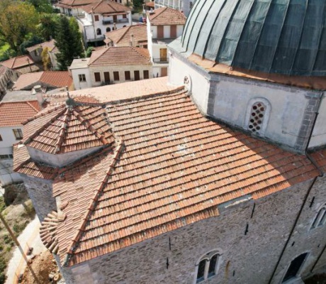 Φωνάζουν στον Άγιο Πέτρο | "16 χρόνια εγκατάλειψης και ανεκπλήρωτων υποσχέσεων – Καταστρέφεται η στέγη του Ναού Αποστόλων Πέτρου και Παύλου"