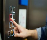 Άνοιξε η πλατφόρμα για τη δήλωση των ανελκυστήρων