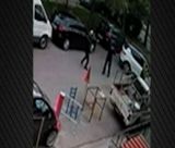 Καρέ - καρέ ο ξυλοδαρμός του 58χρονου στον Νέο Κόσμο, που τον οδήγησε στον θάνατο (vd)