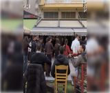 "TripoLero" | Ανοιχτό γλέντι στην πλατεία Πέτρινου με λύρες, λαούτα, βιολιά, τσαμπούνες! (vd)