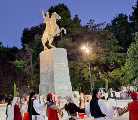 Δημήτρης Πτωχός: «Η ιστορική μνήμη διατηρείται με πράξεις και φροντίδα» – Επέστρεψε στην Πλατεία Άρεως ο ανδριάντας του Θεόδωρου Κολοκοτρώνη