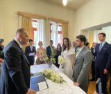 Δύο νέα παιδιά, πολίτες του κόσμου ένωσαν τις ζωές τους στο Δημαρχείο της Στεμνίτσας (εικόνες)