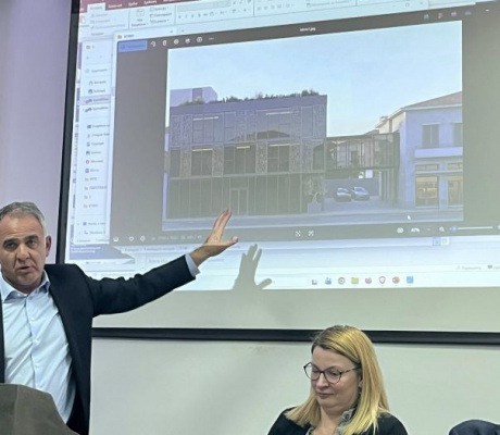 Ο Γιάννης Τρουπής παρουσίασε τα σχέδια για την αναβάθμιση των κτιρίων του Επιμελητηρίου και τη δημιουργία συνεδριακού κέντρου!