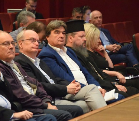 Γιαννακούρας: "Είμαστε ήδη στο και πέντε και αν δεν τρέξουμε έστω και τώρα η Μεγαλόπολη με την μακραίωνη ιστορία θα οδηγηθεί στη συρρίκνωση"