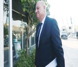 «Τρώμε πολύ ξύλο από την κοινωνία» | Έξαλλοι οι «γαλάζιοι» βουλευτές με τον Τσιάρα στη συζήτηση μαζί του!