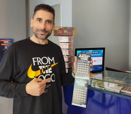 Υπερτυχερός παίκτης του ΣΚΡΑΤΣ κέρδισε 50.000 ευρώ κάθε μήνα για 2 χρόνια - Σε κατάστημα Allwyn της Πάτρας ο «χρυσός» λαχνός του «24 ΜΗΝΕΣ ΤΥΧΗ»