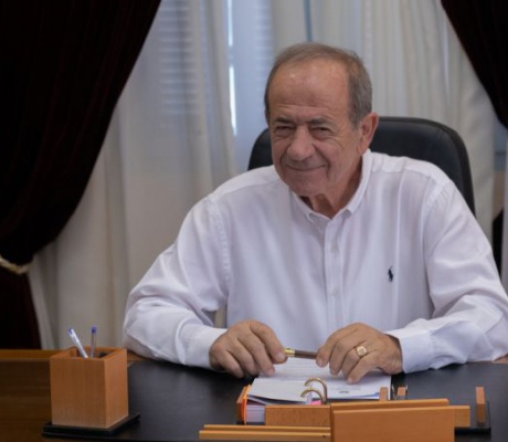 Σοβαρά τραυματισμένος και διασωληνωμένος νοσηλεύεται στο Παναρκαδικό Νοσοκομείο ο δήμαρχος Ανατολικής Μάνης