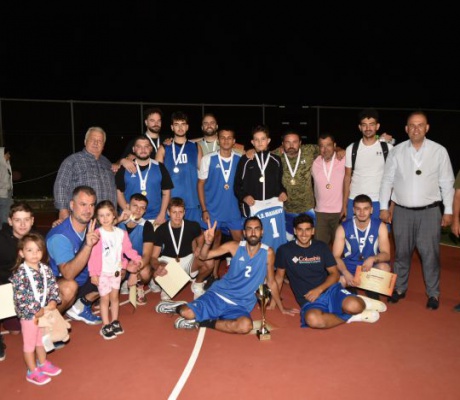 Νικήτρια ομάδα το ‘Βιδιάκι’ στο 20ο Τουρνουά Μπάσκετ της Δ.Ε. Κοντοβάζαινας (εικόνες)