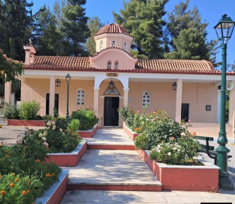 Την Δευτέρα του Πάσχα γιορτάζει το εξωκκλήσι της Αγίας Τριάδας στην περιοχή Σέχι