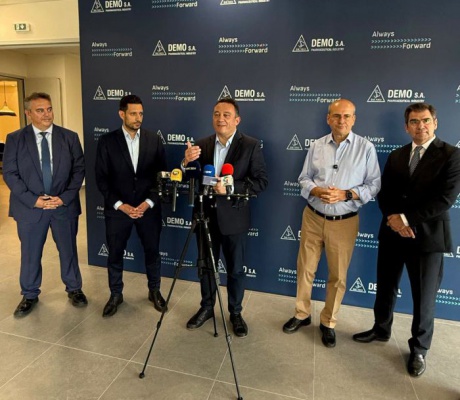Βλάσης: "Πάνω από 1000 νέες θέσεις εργασίας θα προκύψουν από τις φαρμακοβιομηχανίες στην Τρίπολη"