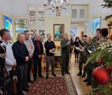 Κάλαντα και γιορτινές μελωδίες στην Περιφέρεια Πελοποννήσου |  Πτωχός: «Να σταθούμε ο ένας δίπλα στον άλλον, με σεβασμό, κατανόηση και πίστη»