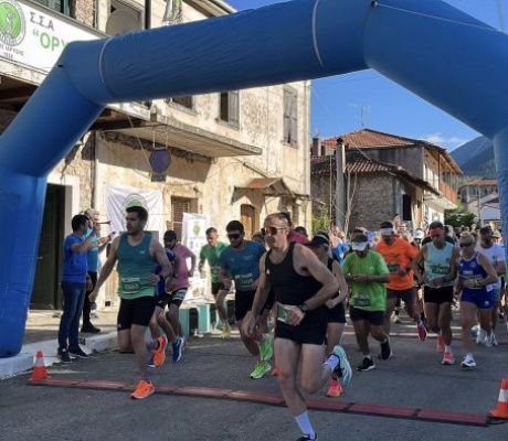 Δρομείς κάθε ηλικίας στα Στριφτομπόλια 2026 (εικόνες - βίντεο)