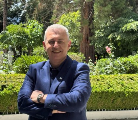 Σταύρος Τσίχλης για τις καταστροφικές πυρκαγιές: «Επιτέλους, θα παραιτηθεί κάποιος;» (vd)