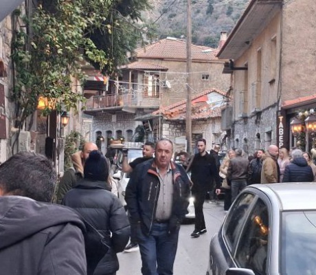 Γιορτινή πληρότητα και αισιοδοξία στα Λαγκάδια (εικόνες)