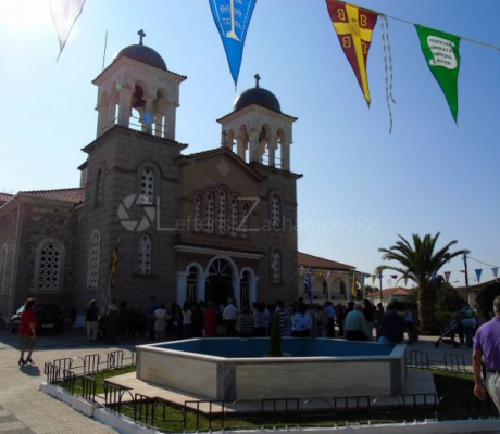 2026 | Βάζει τα γιορτινά του ο Ναός της Μεταμόρφωσης στην Τρίπολη