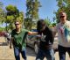 Ναύπλιο | Στα δικαστήρια οι δύο Ινδοί που ομολόγησαν τη δολοφονία του 59χρονου ψυχολόγου στα Ίρια