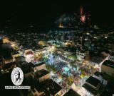 Φωταγωγήθηκε το Χριστουγεννιάτικο Δένδρο της Μεγαλόπολης με μουσική, παιχνίδια και πυροτεχνήματα! (εικόνες)