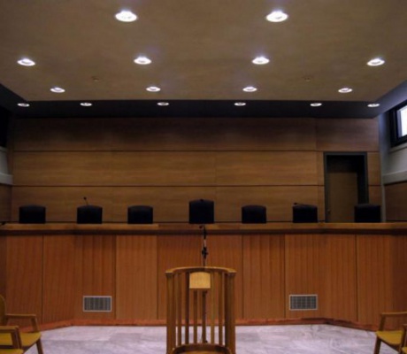 «Μπλόκο» από το ΣτΕ για τις κατασχέσεις μοναδικής κατοικίας από χρέη στο Δημόσιο