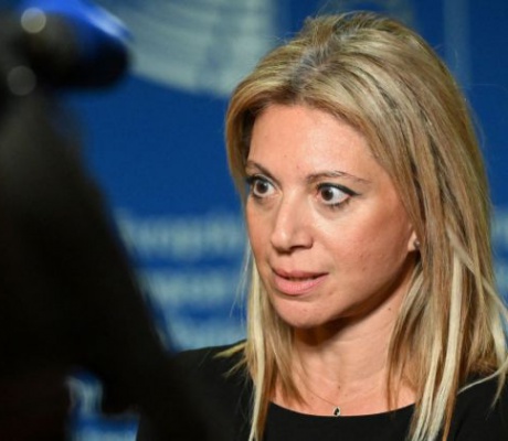 Καρυστιανού: "Ο Καραχάλιος μιλάει για κάτι υποθετικό -Η λέξη κόμμα και το όνομά μου δεν είναι συμβατά"