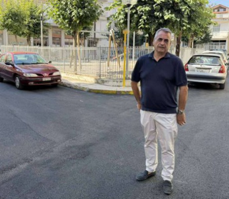 Ασφαλτοστρώσεις στην πλατεία Κανέλλου Δεληγιάννη | Τζιούμης: «Συνεχίζουμε την δουλειά μας!» (vd)