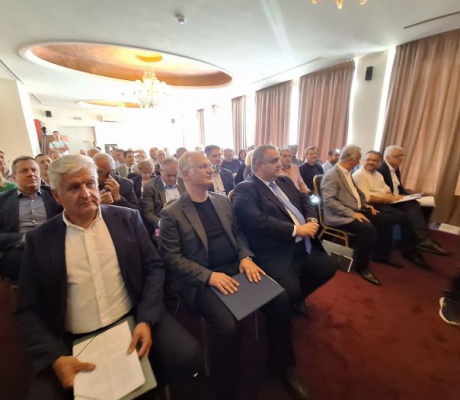 ΠΕΔ Πελοποννήσου | Οι δήμαρχοι ζητούν κατακόρυφη αύξηση πόρων και ενίσχυση των Δήμων με νέο προσωπικό