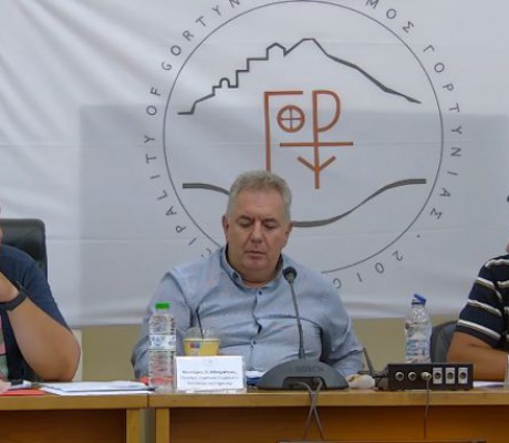 Απογοήτευση στη Γορτυνία μετά την κινητοποίηση στο "Υποδομών" - "Δεν θα γίνει ούτε σε δέκα χρόνια ο δρόμος" - "Να μπουν παντού μαύρες σημαίες"!