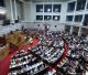Σάλος με το επίδομα επικινδυνότητας στους υπαλλήλους της Βουλής – Θα παίρνουν από 2.500 έως 4.000 ευρώ