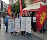 Πικετοφορία του ΚΚΕ στην Τρίπολη ενάντια στην επίθεση των ΗΠΑ στο Ιράν