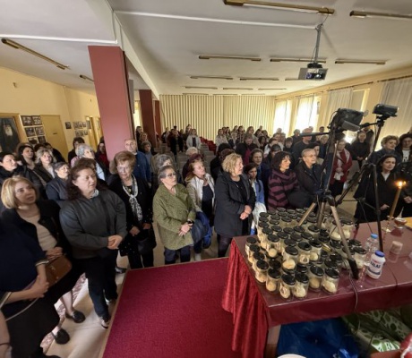 Σεμινάριο παραγωγής προσφόρου στον Ιερό Ναό Αγίας Βαρβάρας Τρίπολης (εικόνες)