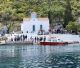 Πούλιθρα | Με καραβάκια στο γραφικό παραθαλάσσιο παρεκκλήσι του Αγίου Γεωργίου! (εικόνες)