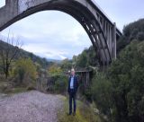 Τα προβλήματα στατικότητα της νέας γέφυρας στην Καρύταινα αναδείχθηκαν στον Σκάι – Κίνδυνος και για το ιστορικό βυζαντινό γεφύρι (vd)